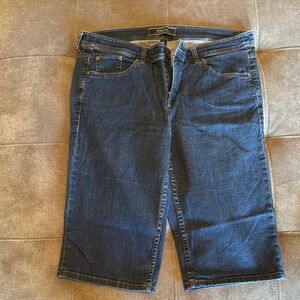 Tommy Bahama Bermuda Shorts